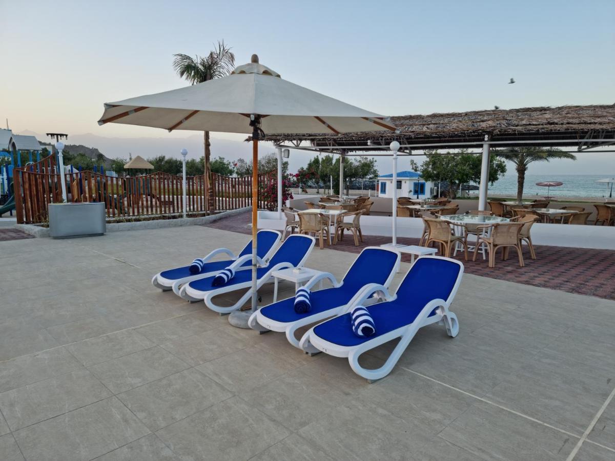 Holiday Beach Resort دبا المظهر الخارجي الصورة