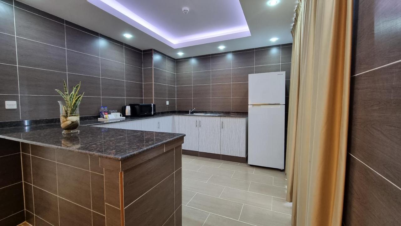 Holiday Beach Resort دبا المظهر الخارجي الصورة