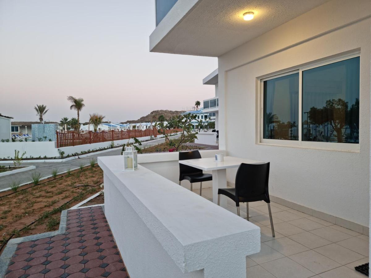 Holiday Beach Resort دبا المظهر الخارجي الصورة