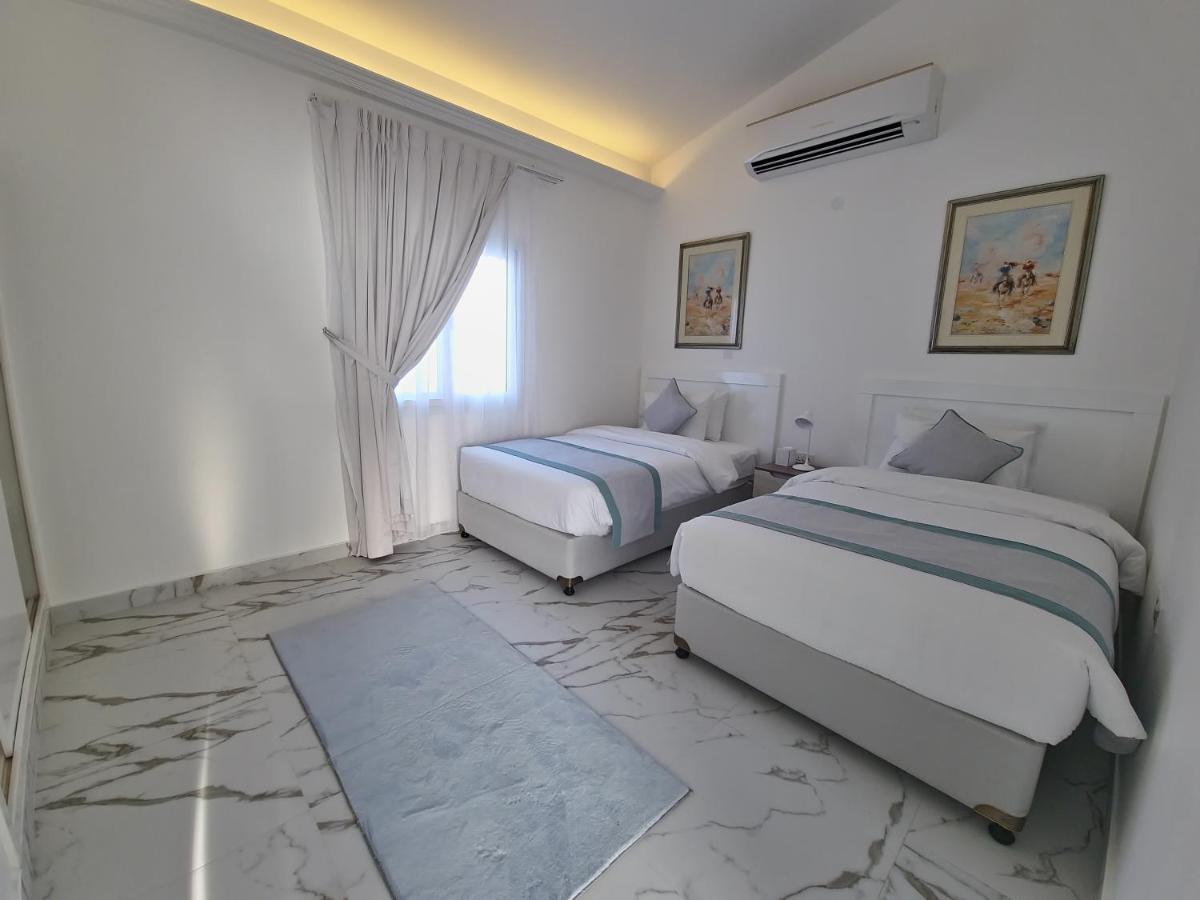 Holiday Beach Resort دبا المظهر الخارجي الصورة