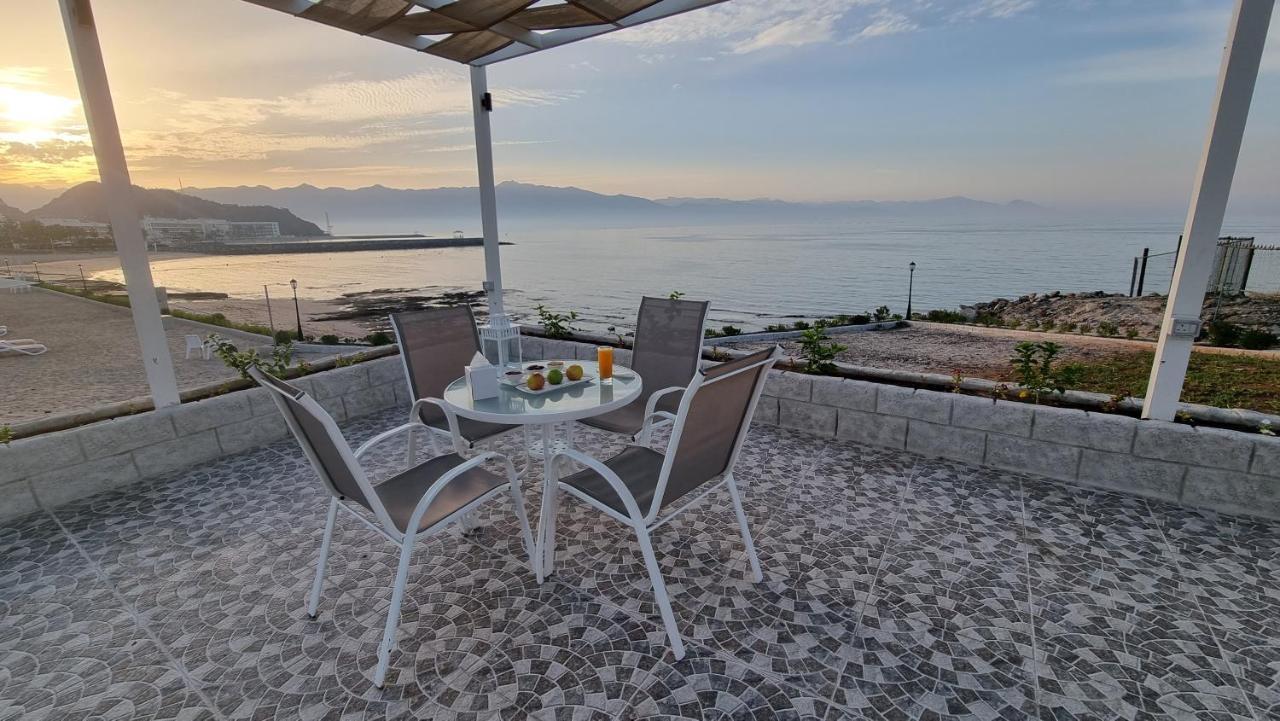 Holiday Beach Resort دبا المظهر الخارجي الصورة